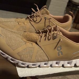 On Cloud Men's Beige Athletic Shoes